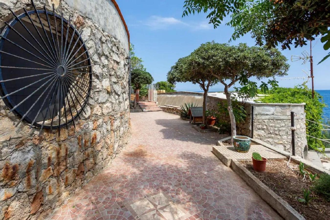 Amuni Al Mare Villa Bagheria Buitenkant foto