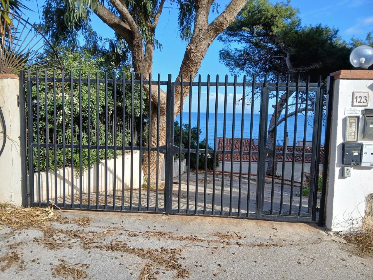 Amuni Al Mare Villa Bagheria Buitenkant foto